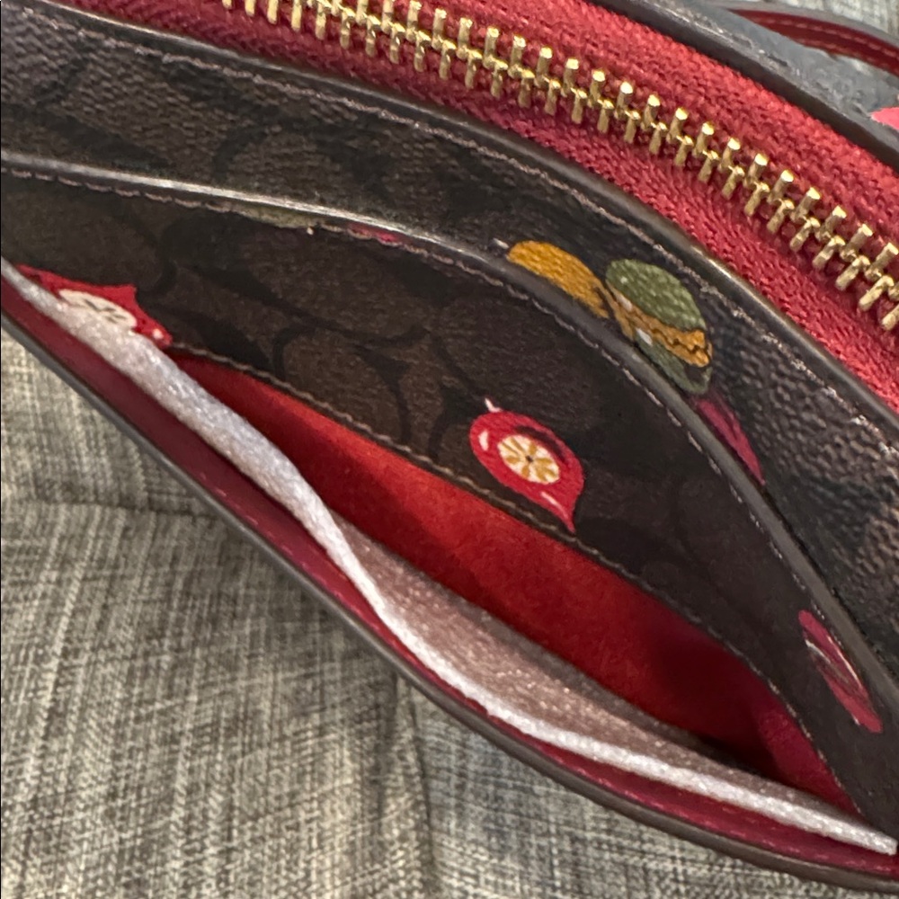 Coach Crossbody Christmas Holiday Limited Edition Signature Ornament Camera Bag - Picture 11 of 17